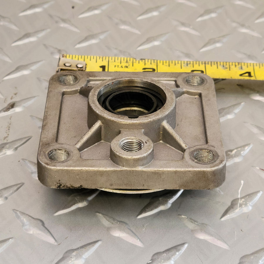 S800IT-422-20  Corghi JAW CYLINDER FRONT FLANGE At 120 CHANGER